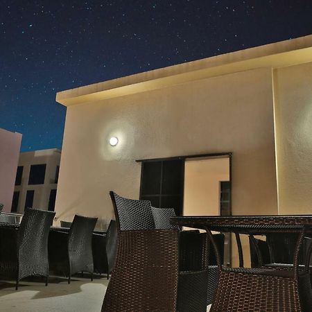 Clear Sky Inn Hulhumale Exterior foto
