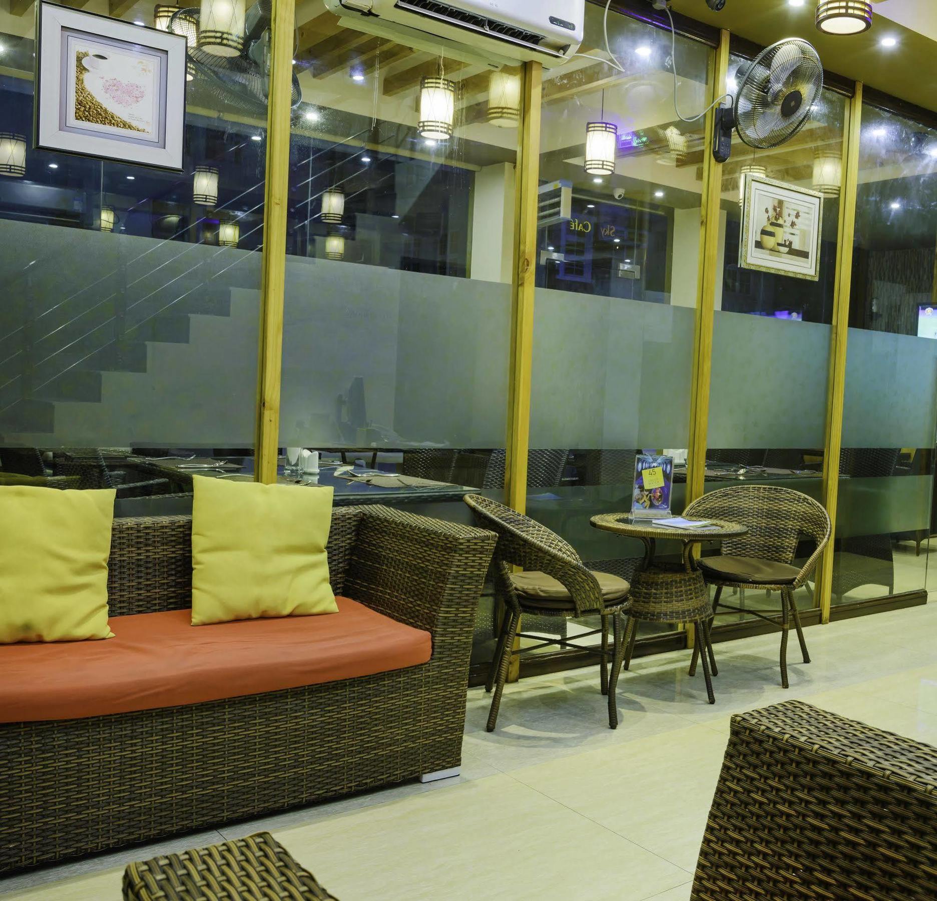 Clear Sky Inn Hulhumale Exterior foto